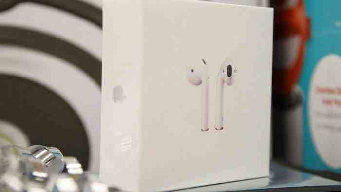 Are AirPods 3 noise Cancelling?